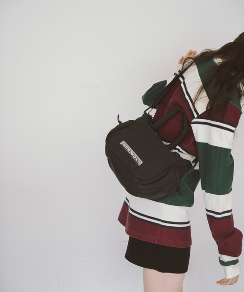 美品！！ THEATRE PRODUCTS ブラックショルダーバッグM 楽天市場】THEATRE PRODUCTS 【NYLON FRILL SHOULDERBAG Msize