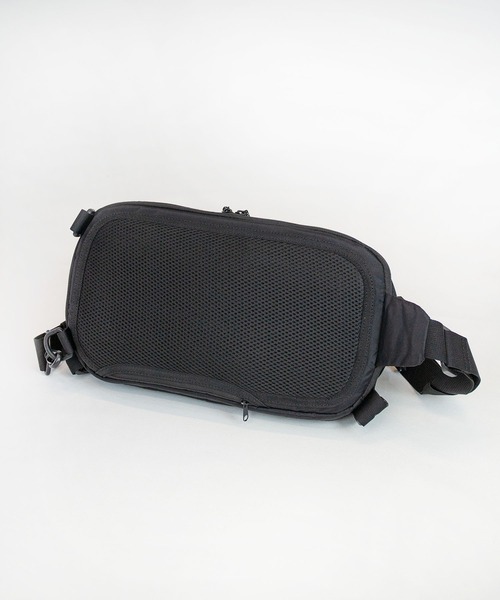 worm design lab（ワームデザインラボ） 「wdl.」 ショルダーバッグ