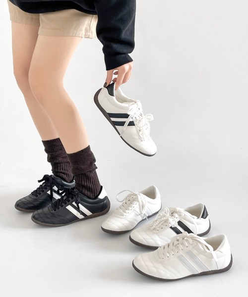 Shoes in Closet（シュークロ） スニーカー 超軽量 替え紐サテンリボン