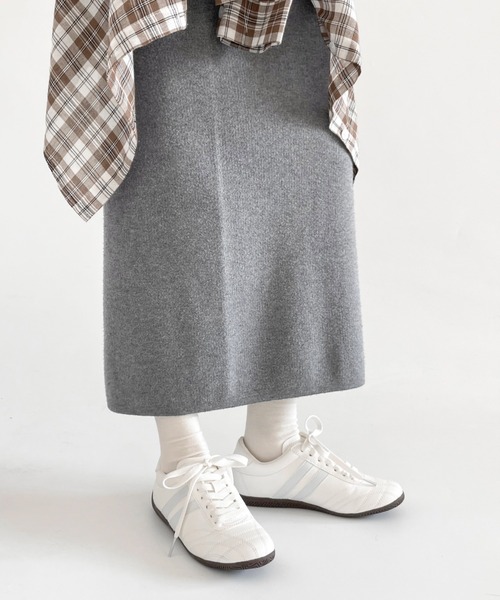 ✤shoel新品✤リボン付シューズ✤ベージュ✤22.5 Shoes in Closet（シュークロ） スニーカー 超軽量 替え紐サテンリボン