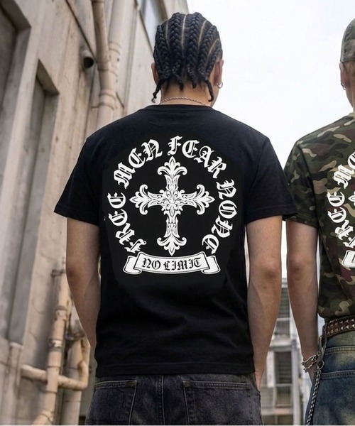 SPINNS（スピンズ） tシャツ 短丈クロスバックプリント半袖Tシャツ