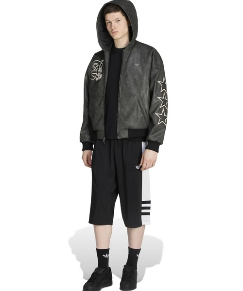 adidas（アディダス） コート ジャケット adidas DISNEY MICKEY MOUSE