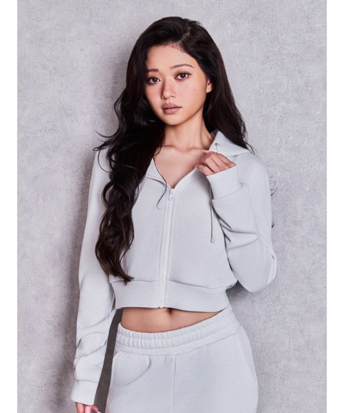 GYDA(ジェイダ) パーカー GYDA Shortラメパーカー「セットアップ着用 GYDA(ジェイダ) パーカー GYDA Shortラメパーカー「セットアップ着用