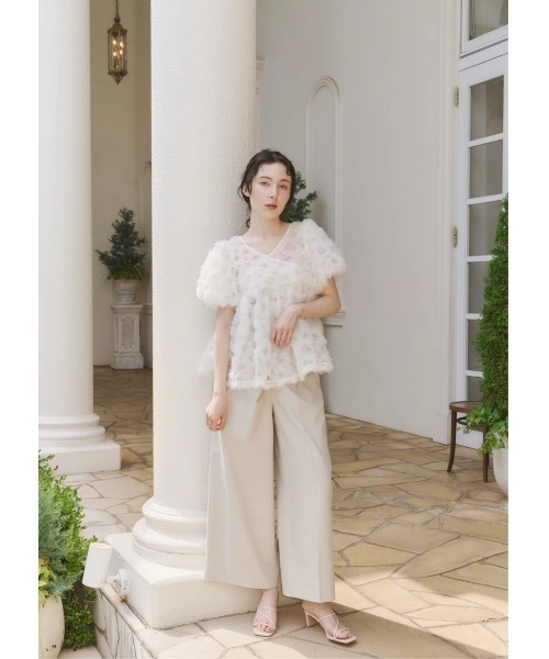NOTRE emor（ノートルエモア） tシャツ 半袖 flower motif puff sleeve