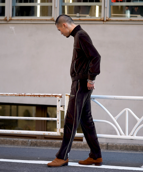 パンツ SPORTY&RICH 23ss VELOUR TRACK PANTS SPORTY & RICH Script Velour Track Pants – VIBE TWLV