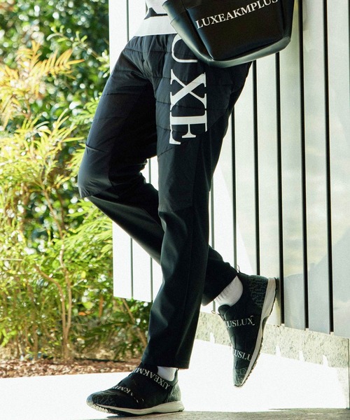 AKM LUXEパンツ LUXE AKM PLUS - ロゴスウェットジョガーパンツ | イージー