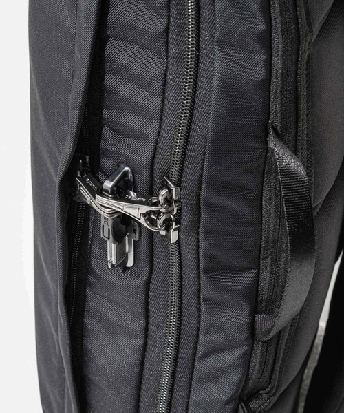 デイバック リュック PACKSAFE X 16” commuter backpack パックセーフ バックパック メンズの画像