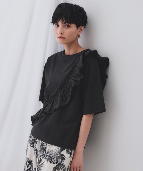 PATOU 黒 フリル付き　カットソー　トップス PATOU 黒 フリル付き カットソー トップス
