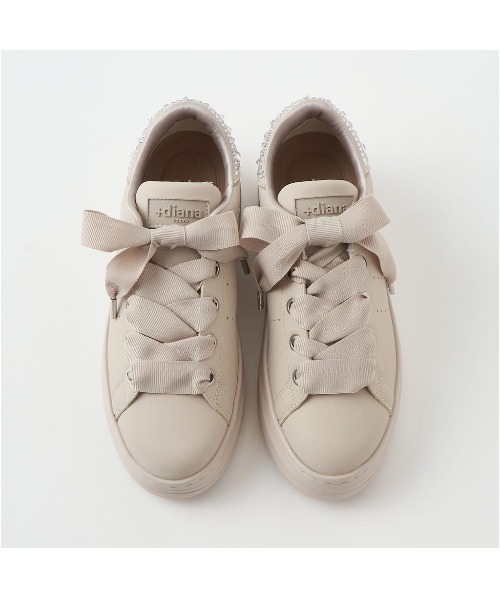 diana（プラスダイアナ） スニーカー 「軽量」ラインストーン付き