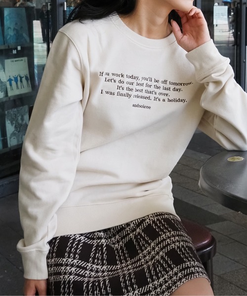 トレーナー スウェット 「＆soiree」メッセージ刺繍裏毛スウェットクルーネックプルオーバー レディース | ＆soiree | 06