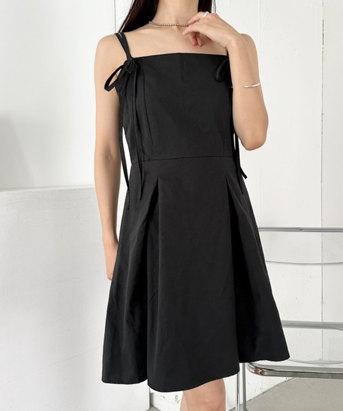 LIMI feu オフショルダー チュニック 黒　デザインワンピース リボン LIMI feu オフショルダー チュニック 黒 デザインワンピース