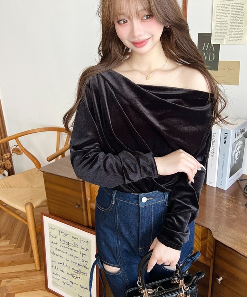 moment+ tシャツ ワンショルドレープシャイニーベロアプルオーバー