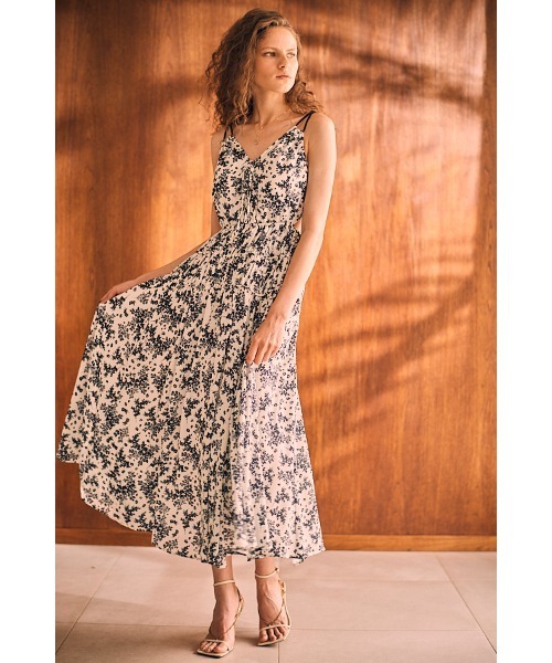 estella.k シアーシャーリングタックドレス 赤 estella.k シアーシャーリングタックドレス 赤