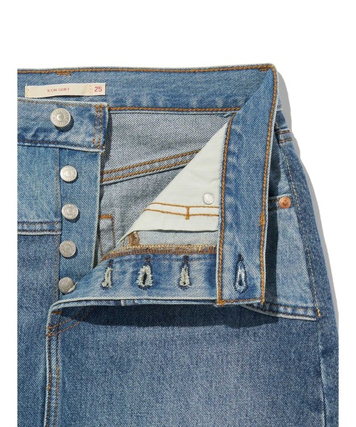 アイコニックなディテール【Levi's】Icon デニム マキシスカート ICON デニム スカート ミディアムインディゴ – リーバイス®公式