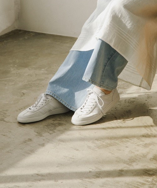 adidas（アディダス） スニーカー 「別注」adidas×DOORS HANDBALL