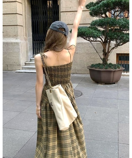 美品 Dior シルク ドッキング チェック 金ボタン フレア ワンピース 美品 Dior シルク ドッキング チェック 金ボタン フレア ワンピース