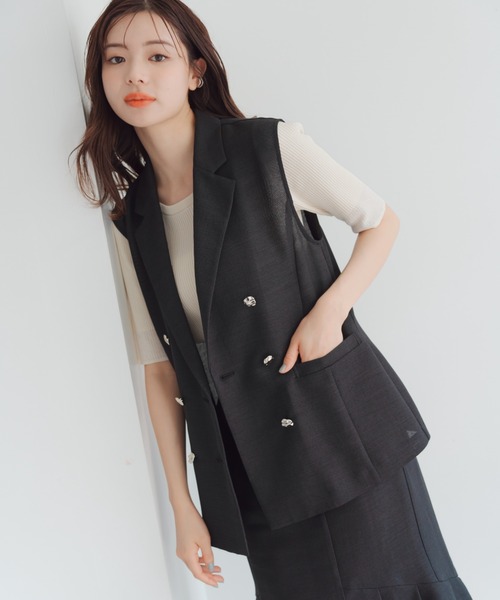 新品♡MACHATT♡マチャット♡テーラードベスト、ベージュ ANDJ（アンドジェイ）の「麻タッチオーバーサイズテーラード