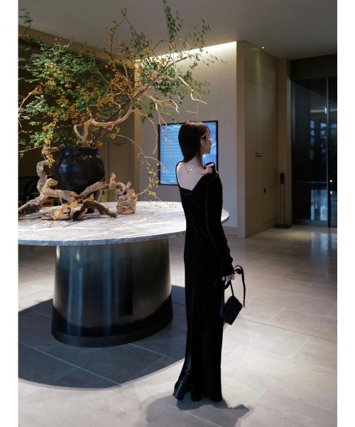 amel（エイメル） ワンピース ベルベットバックオープンドレス