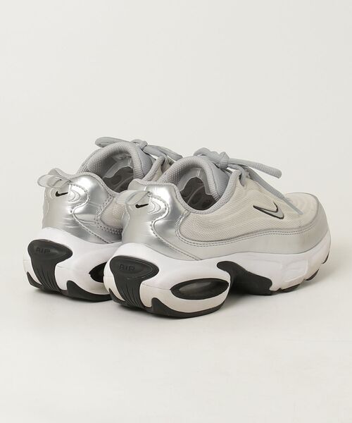NIKE（ナイキ） ローカットスニーカー 23 シルバー レディース