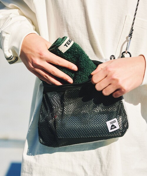 「POLeR」 ショルダーバッグ ONE SIZE グレー メンズ_画像6