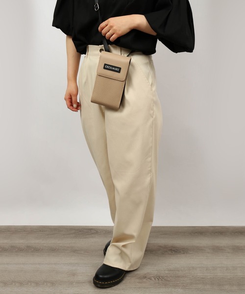 CECIL McBEE ショルダーバッグ バッグ bon voyage お財布