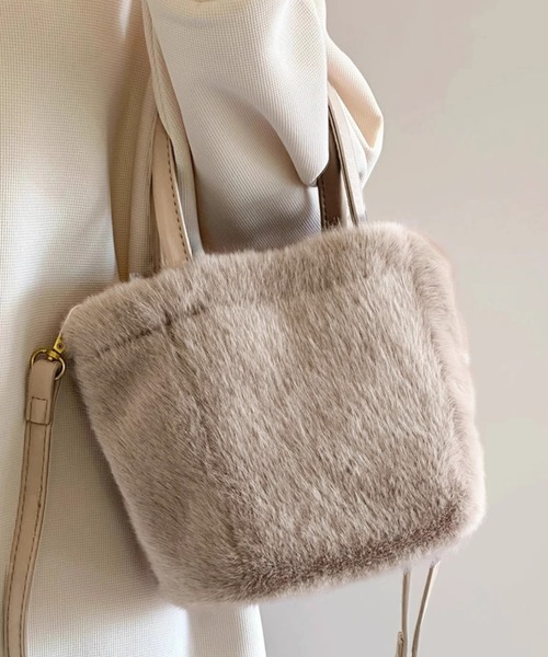 バッグ2点セット DAY CLOSET ハンドバッグ 「形が変わる2WAY」きれいめふわふわフェイク