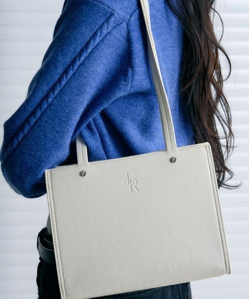 【Leathery】Bolted Square Shoulder Bag(3色)☆大人気☆ LEATHERY ショルダーバッグ バッグ Bolted Square Shoulder Bag