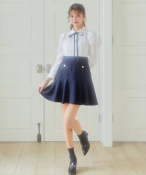 [最終値下げ] SWINGLE ピンタックプリーツ配色ナローリボンブラウス セール】五分袖ピンタックプリーツ配色ナローリボンブラウス