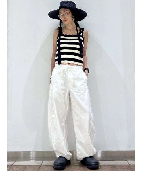 GAP XS ローライズ バレル パラシュートパンツ　新品タグ付き GAP パンツ ミッドライズ バレル パラシュートパンツ レディース