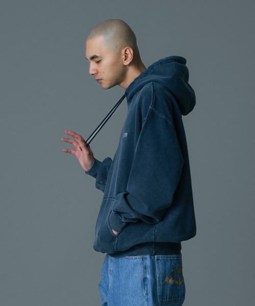 XLARGE（エクストラ ラージ） パーカー XLARGE COMIC TWO HOODED