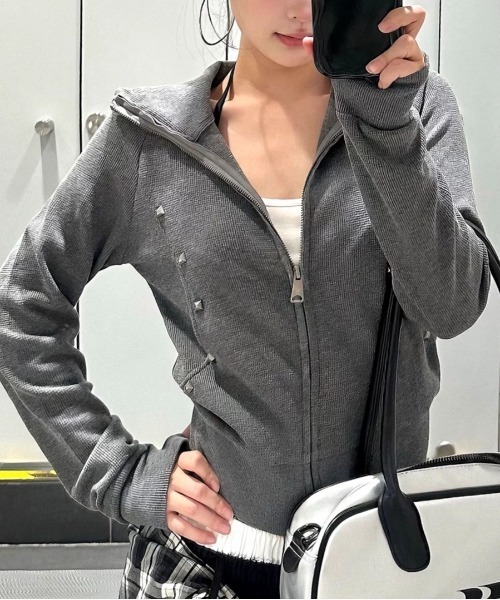 LADY LIKE（レディライク） パーカー 「春夏新作」スクエアスタッズ