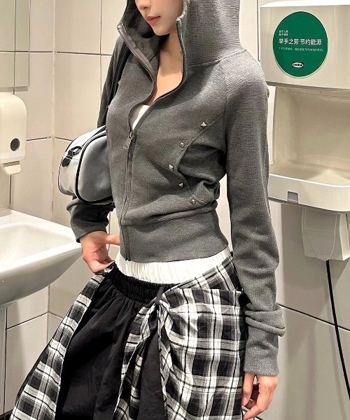 d.i.aパーカー d.i.a（パーカー）のフリマアイテム一覧