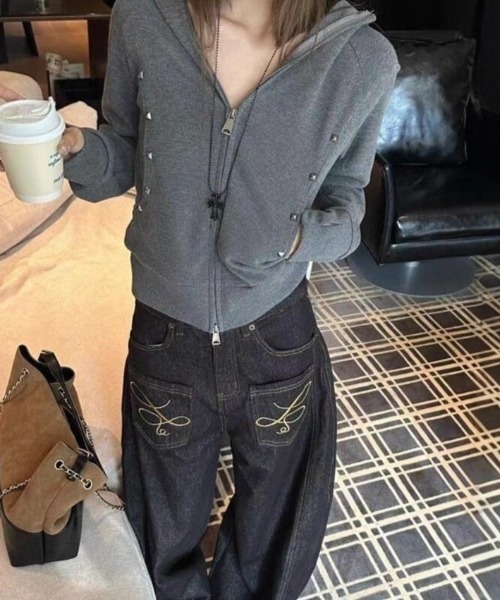 LADY LIKE（レディライク） パーカー 「春夏新作」スクエアスタッズ
