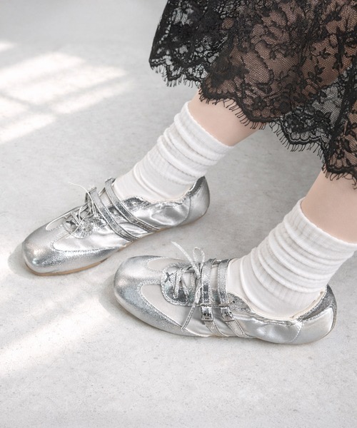 MAISON SELECT スニーカー 1D61-KR メタリック インヒール フラット
