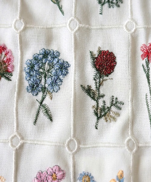 ブラウス シャツ 花柄 刺繍 バンドカラー シャツ レディースの画像