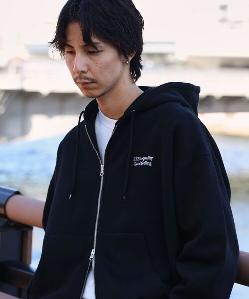 「FFEIN」 ジップアップパーカー SMALL ピンク メンズ_画像3