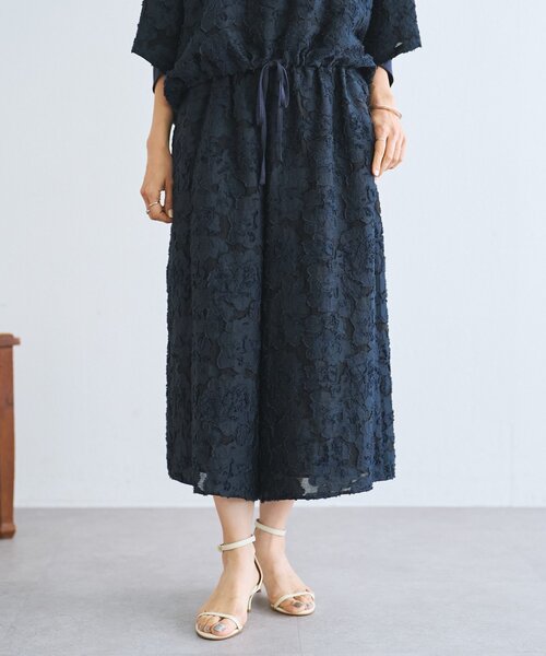 新品同様BEARDSLEY　ジャガード花柄サルエルパンツ BEARDSLEY（ビアズリー） パンツ 花ボーダージャガードサルエルパンツ