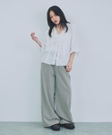 ブラウス シャツ フロントフリルパネルキリカエ...の詳細画像1
