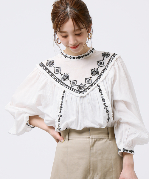 B.C STOCK（ベーセーストック） シャツ ブラウス クロス刺繍ボイル