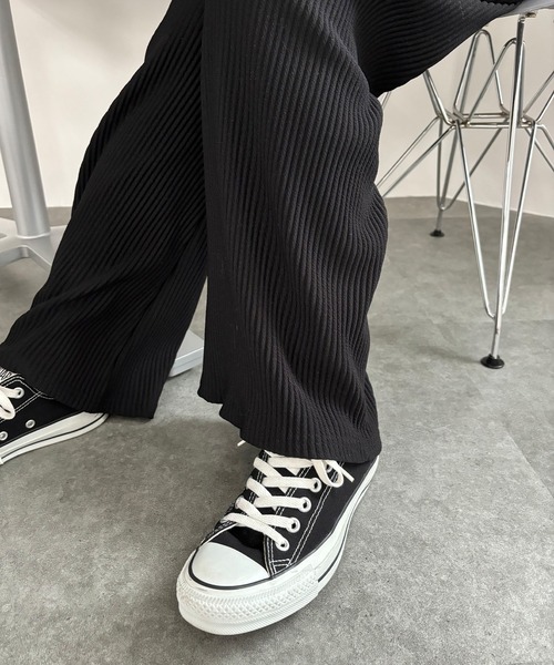 I-SOOK（アイスー） パンツ 「ISOOK / アイスー」プリーツセミフレア