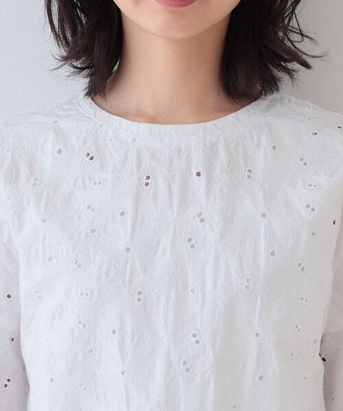 INDIVI / インディヴィ 春SALE！【洗える】フラワーカット刺繍フレアスリーブブラウス 春SALE！【洗える】フラワーカット刺繍フレアスリーブブラウス