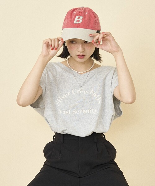 ナイトガール Vネック 半袖 プリント＆刺繍 Tシャツ one by one BY HAND 返品交換ギフト包装不可 ブランド カットソー レディース 9号 Mサイズ FREAK'S STORE tシャツ Vネック ロゴTシャツ レディース