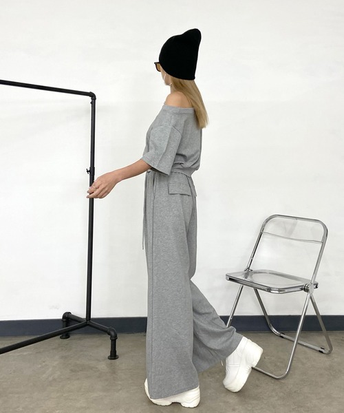 オフショル トップス ワイドパンツ セットアップ 韓国 NEW ARRIVAL】 オフショルプルオーバー・ ワイドパンツ