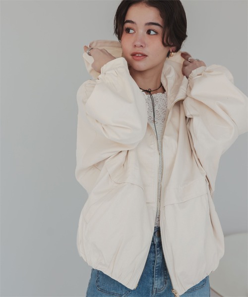 「titivate」 マウンテンパーカー L ベージュ レディース
