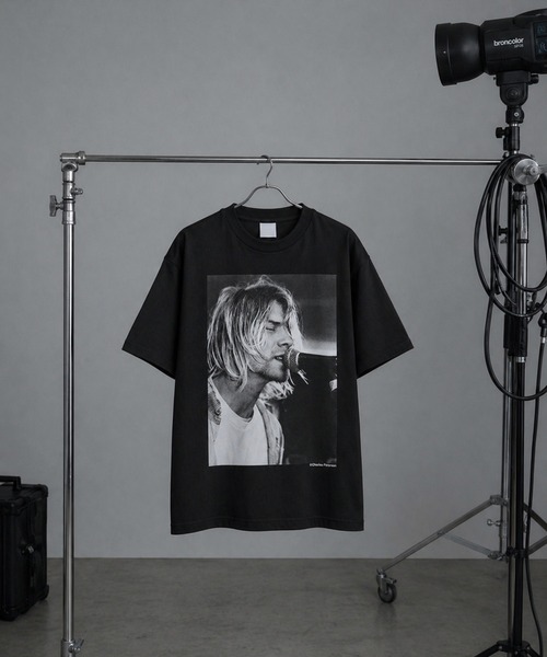 tシャツ Photo Tee Kurt Cobain2 メンズ レディース : ZOZOTOWN Yahoo