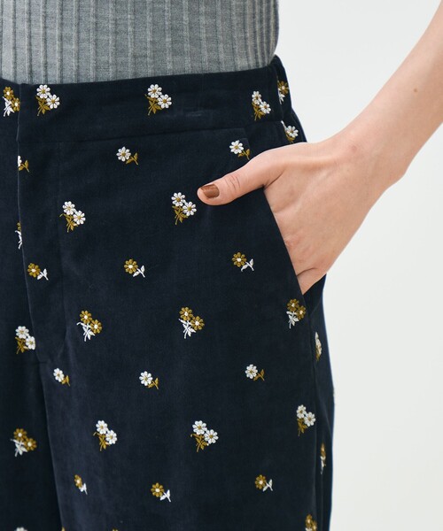 パンツ フルーロンベル ストレートパンツ レディースの画像