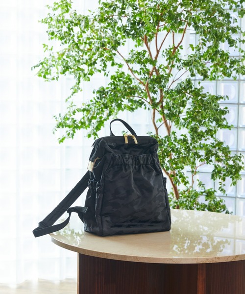 未使用☆アルティザン&アーティスト リュック バックパック がま口 ナイロン 黒 ARTISAN&ARTIST（アルティザン・アンド・アーティスト） デイバック