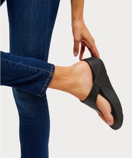 FitFlop（フィットフロップ） サンダル LULU LEATHER TOEPOST / LULU