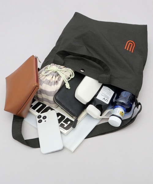 universal products ショルダーバッグ 大容量 UNIVERSAL OVERALL ショルダーバッグ 撥水加工 ソフトナイロン