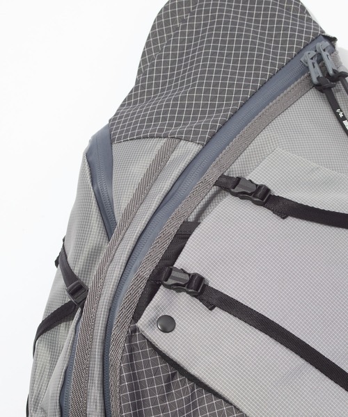 F/CE. ショルダーバッグ 3POINTS SLINGER BAG / エフシーイー 3